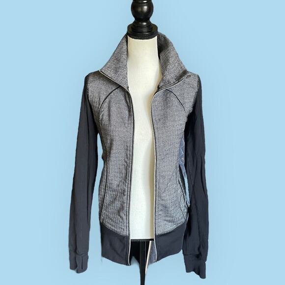 Lululemon Women’s Asana herringbone zip up jacket Gray/ Black Size S - Picture 15 of 15